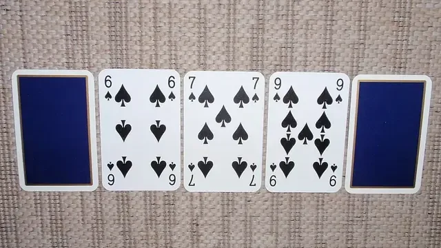 21+3 ja Perfect Pairs – miten blackjackin sivupanokset toimivat