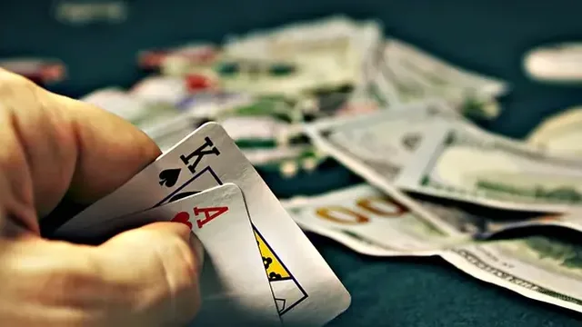 Casino Hold'em – miten ante, call ja jakajan neloispari toimivat