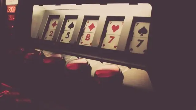Näin luet videopokerin maksutaulukon: 9/6 ja 8/5 Jacks or Better